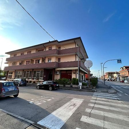 Hotel Colonna Альбиньясего Экстерьер фото