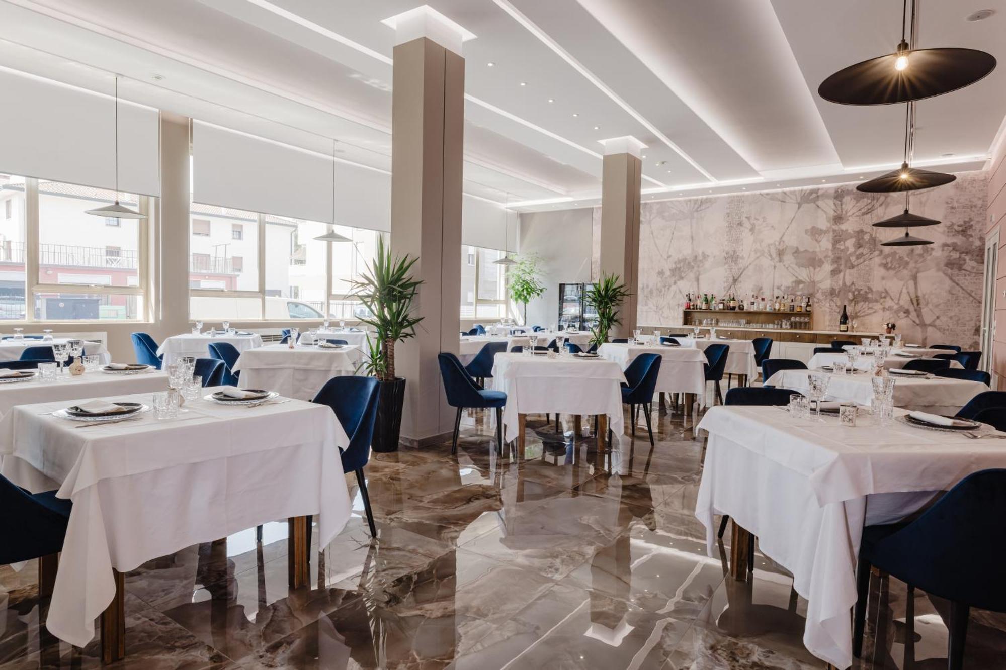 Hotel Colonna Альбиньясего Экстерьер фото